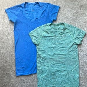(2) Lululemon T-Shirts